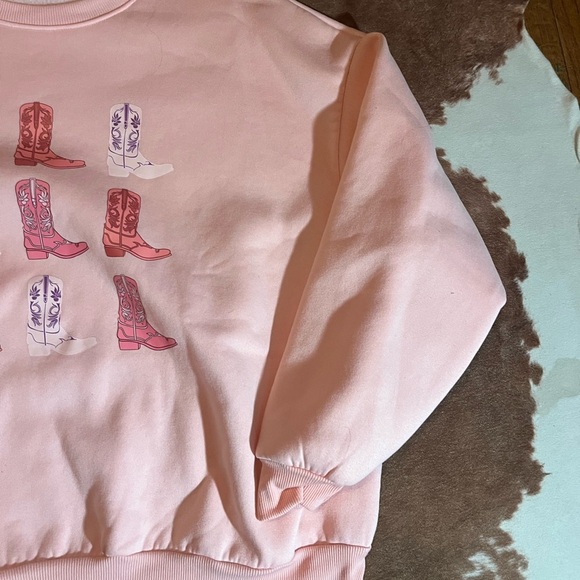 Shein boot 2 top bundle
size small / medium - Picture 5 of 6